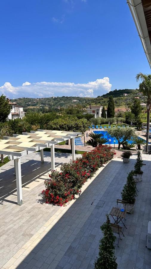 Hotel La Tombola Agropoli Exteriör bild
