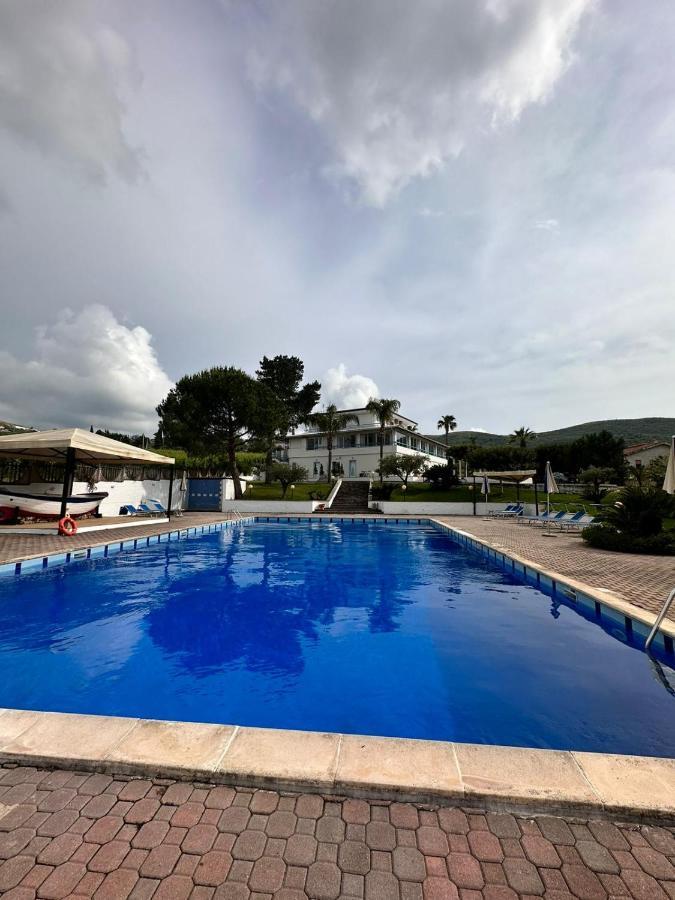 Hotel La Tombola Agropoli Exteriör bild
