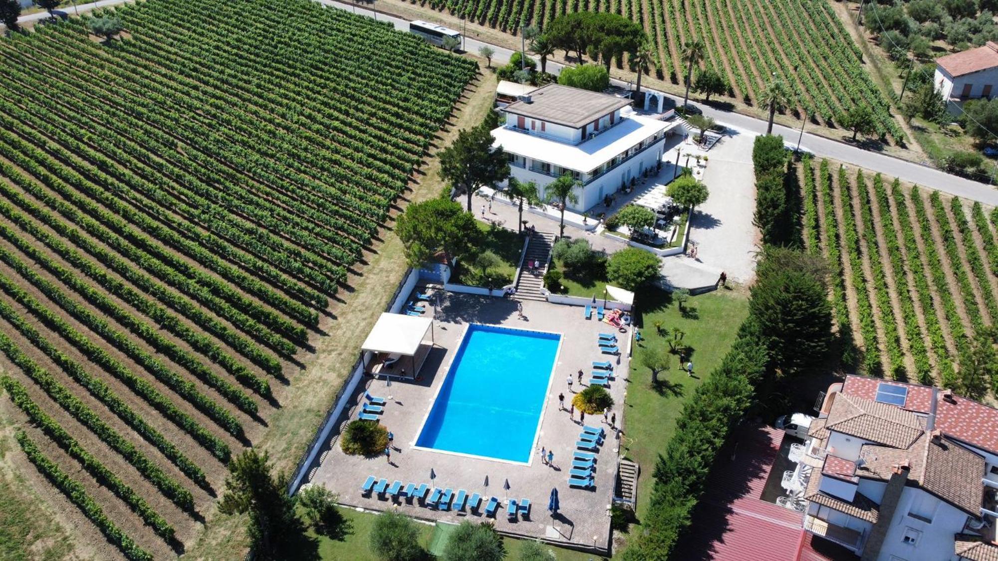 Hotel La Tombola Agropoli Exteriör bild